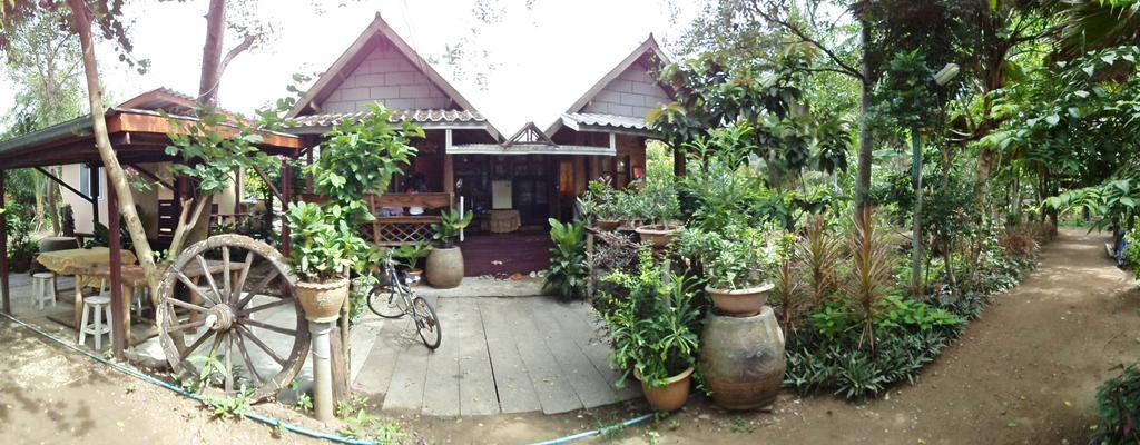 Nr Homestay Amphawa Room photo