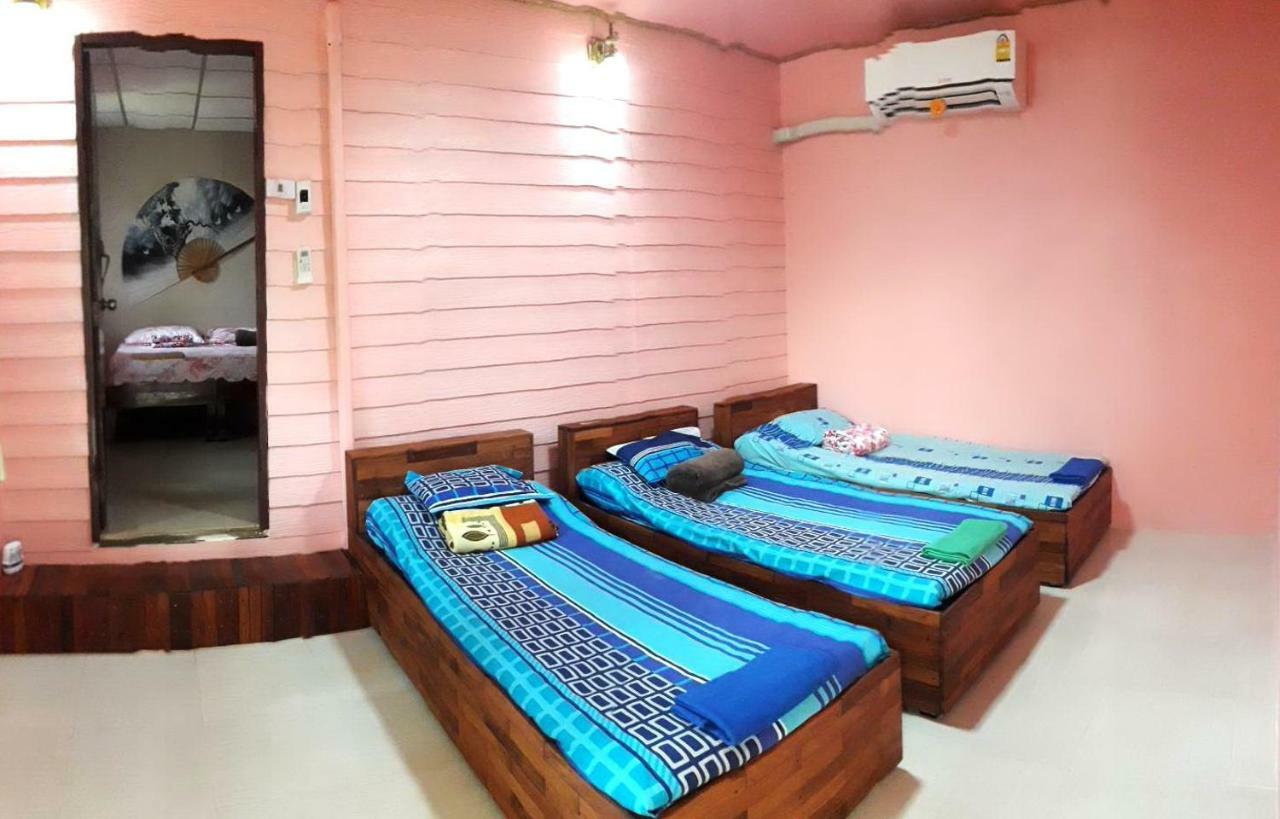 Nr Homestay Amphawa Exterior photo