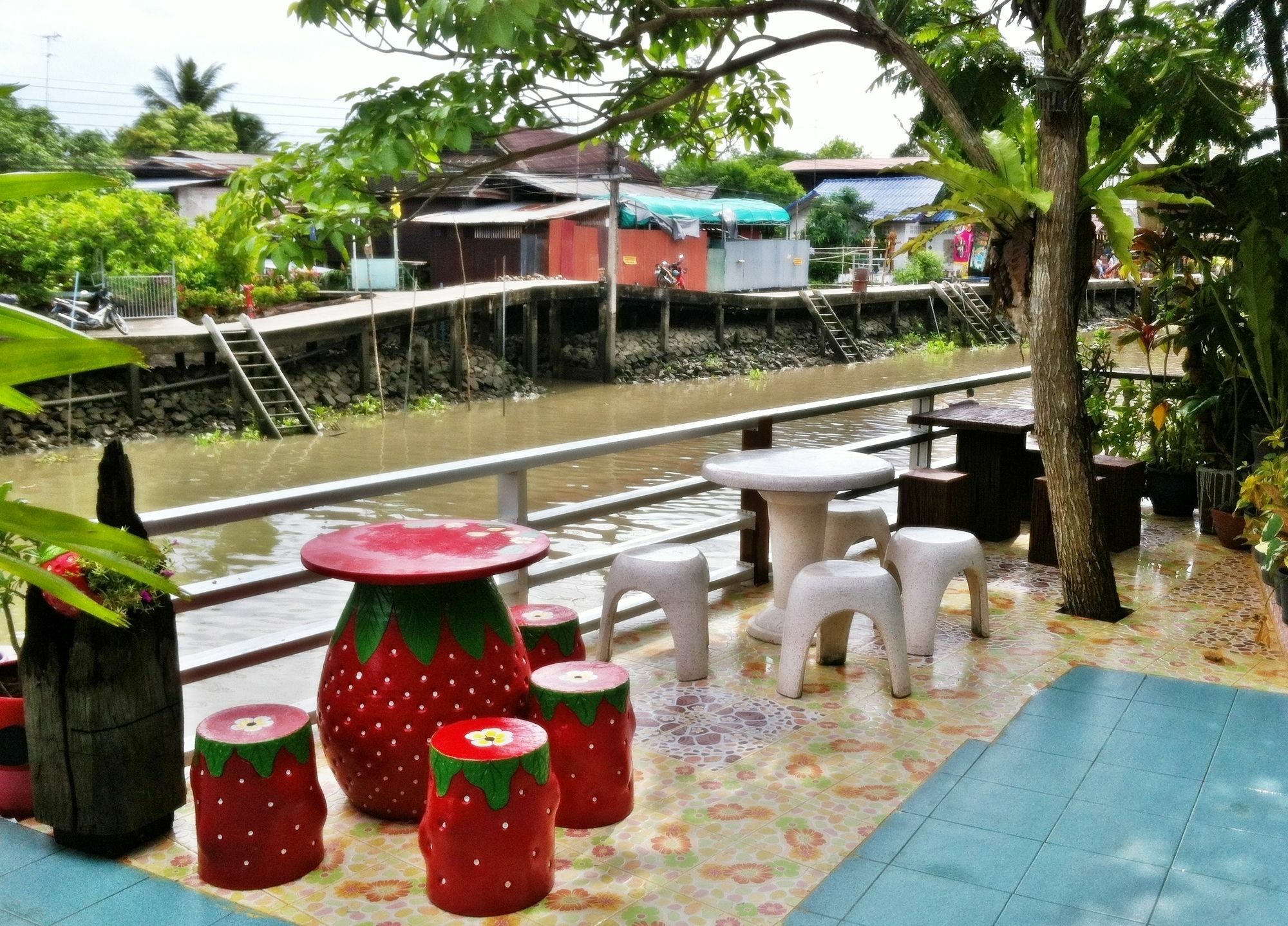 Nr Homestay Amphawa Exterior photo