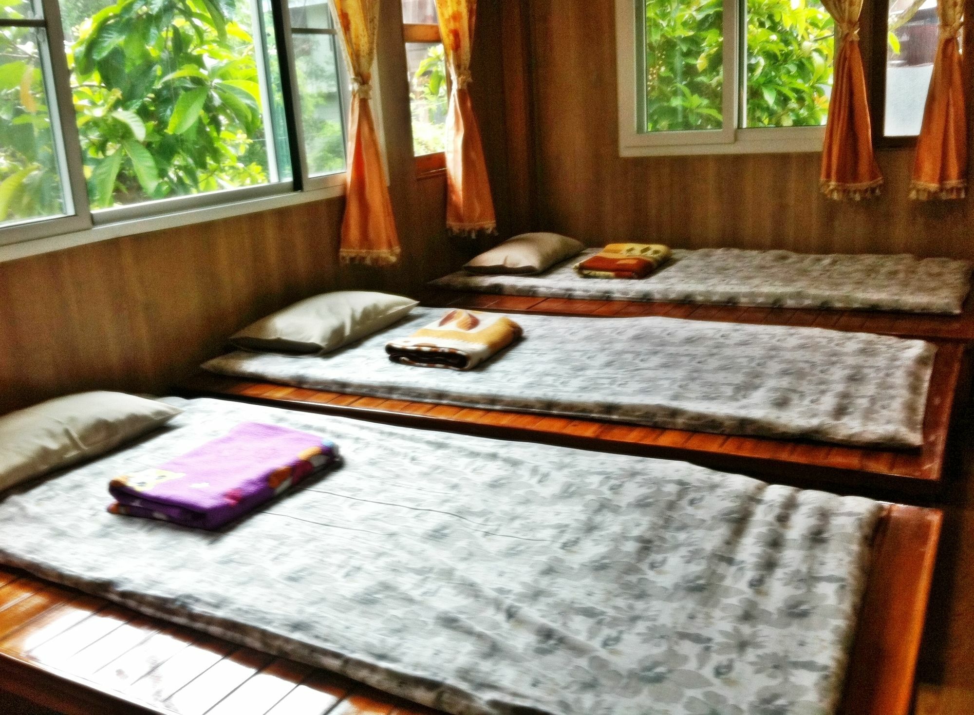 Nr Homestay Amphawa Exterior photo