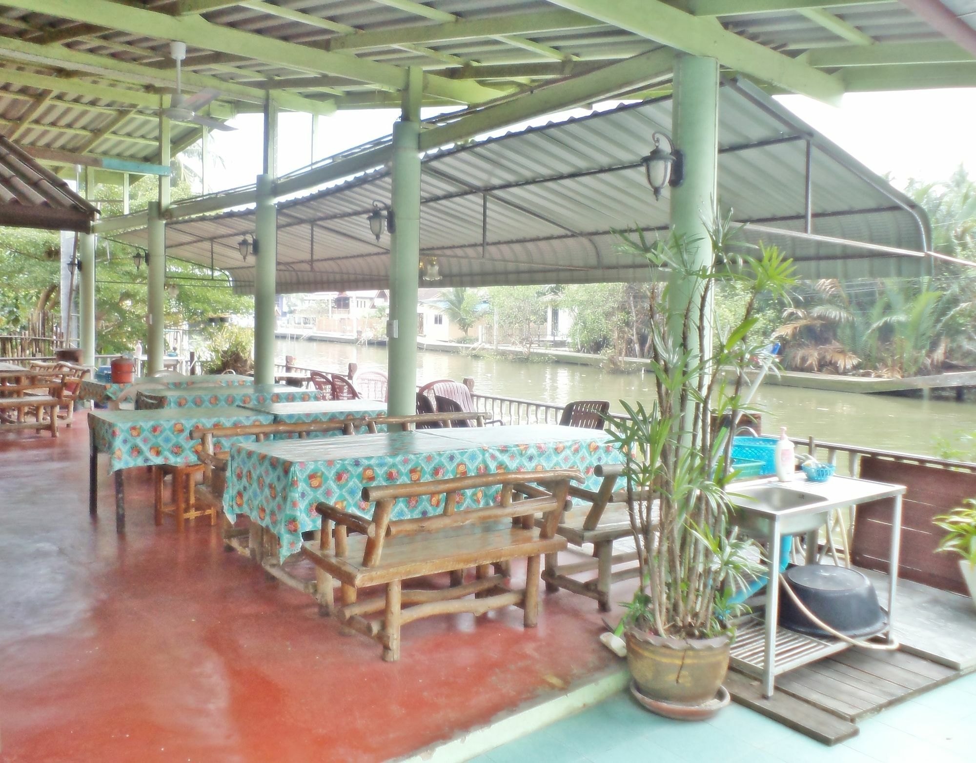 Nr Homestay Amphawa Exterior photo