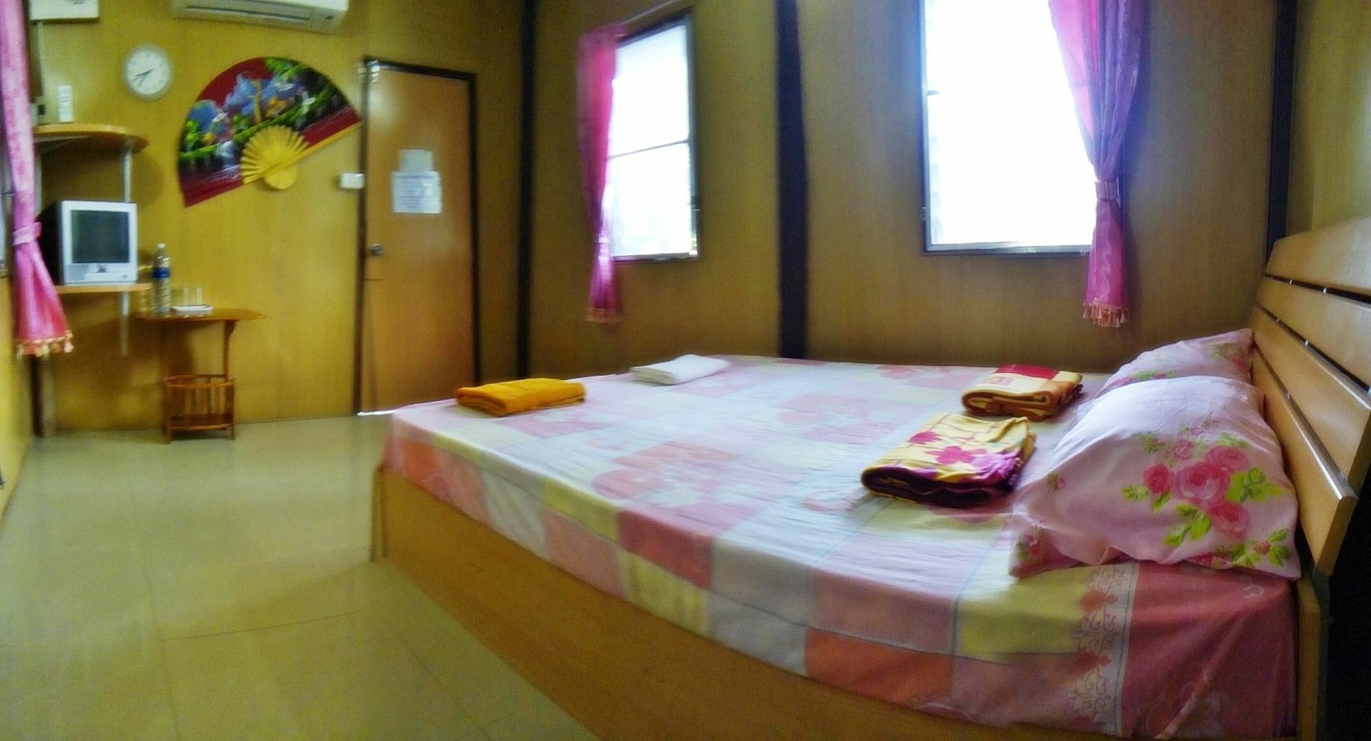 Nr Homestay Amphawa Exterior photo